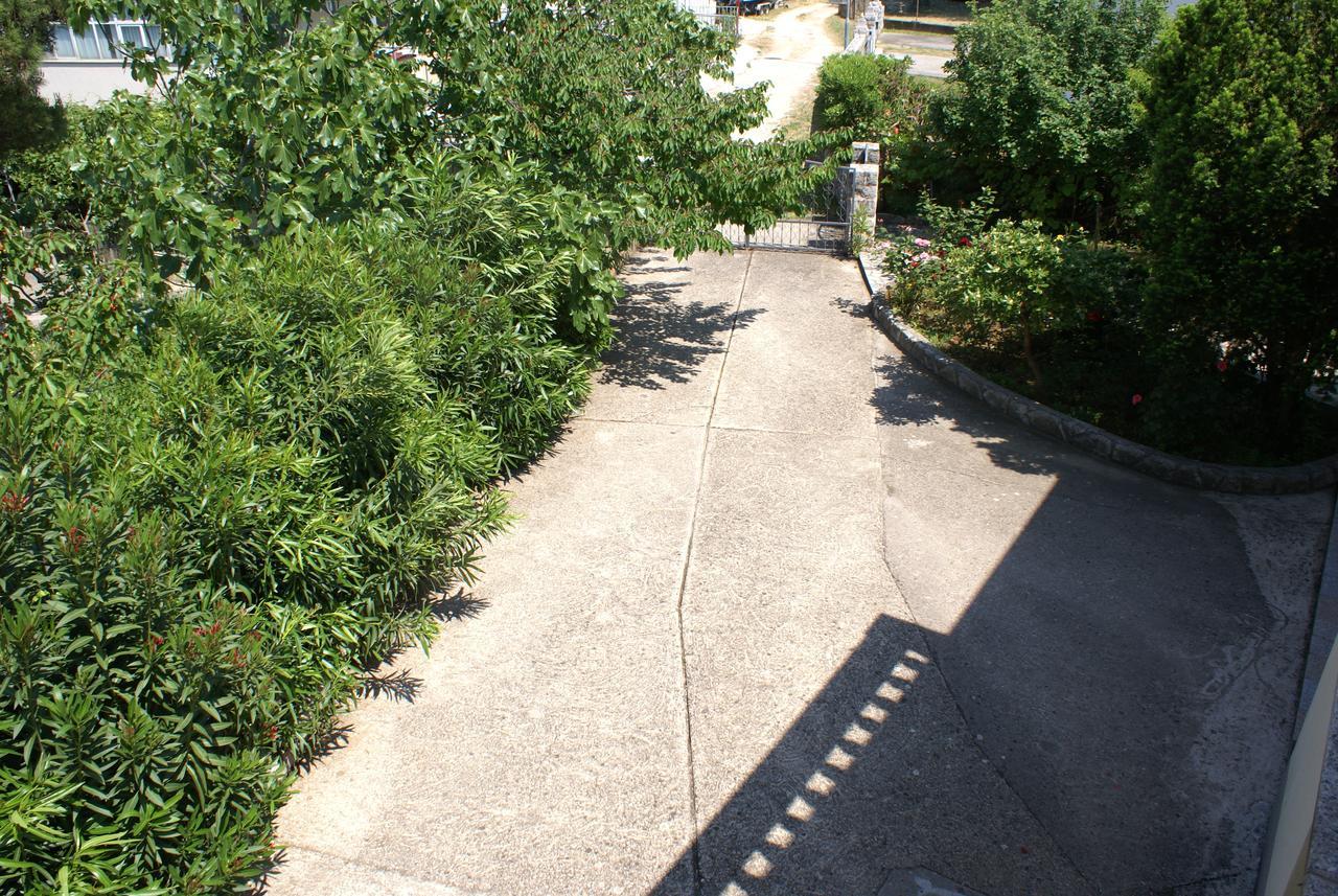 Apartments Nikola Krk Town Zewnętrze zdjęcie