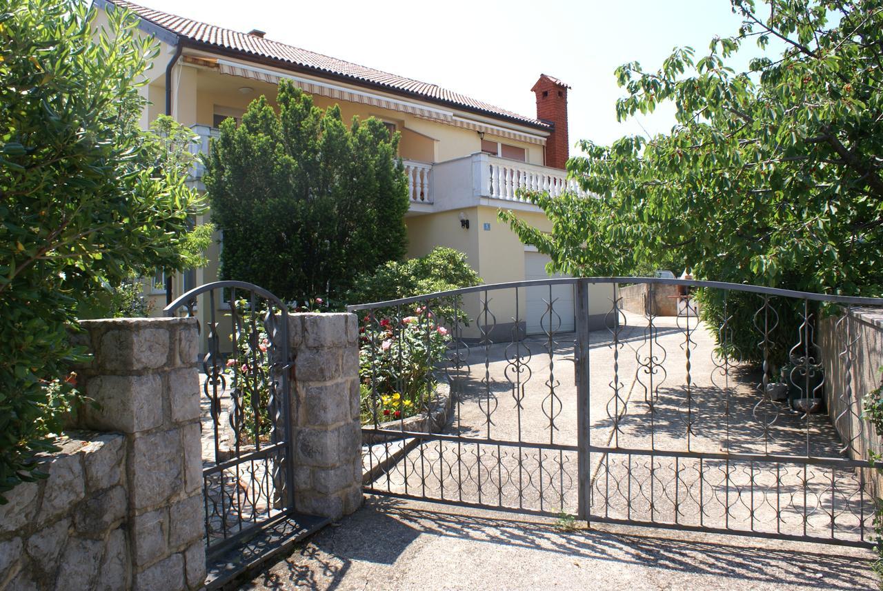 Apartments Nikola Krk Town Zewnętrze zdjęcie
