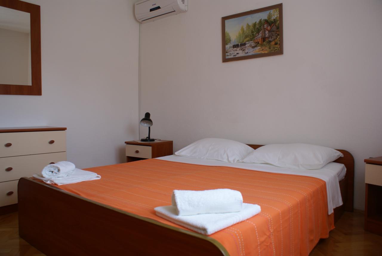 Apartments Nikola Krk Town Zewnętrze zdjęcie